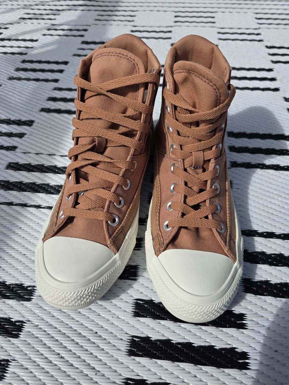 Converse Chuck Taylor All Star High Top Unisex Sneakers - New Without Tags